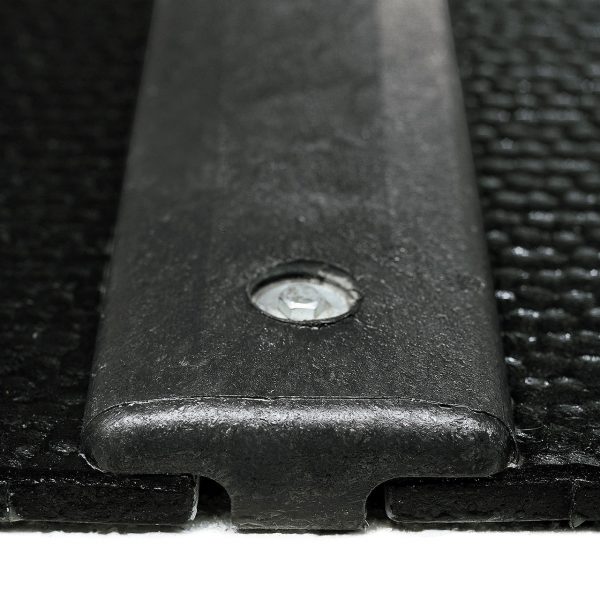 KRAIBURG KKM individual rubber stall mats with t-bar connector.