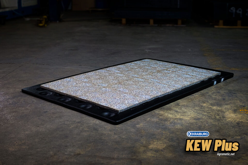KRAIBURG KEW Plus 3-layer cow stall mat middle foam inlay.