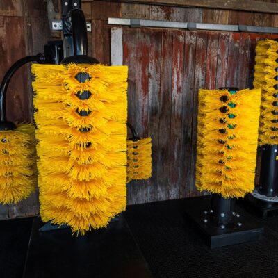 All EasySwing cow brushes in the Agromatic showroom.