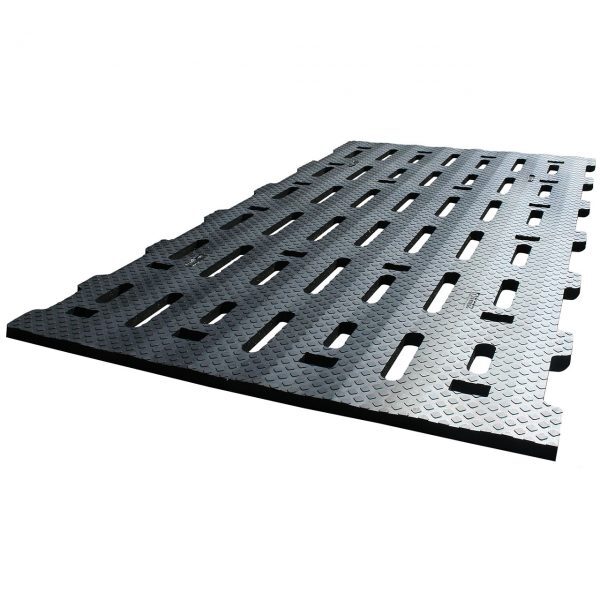 Cattle slat mats: KRAIBURG LOSPA SB rubber matting with drainage holes.